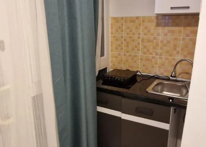 Arena Nationala Ior 公寓 *